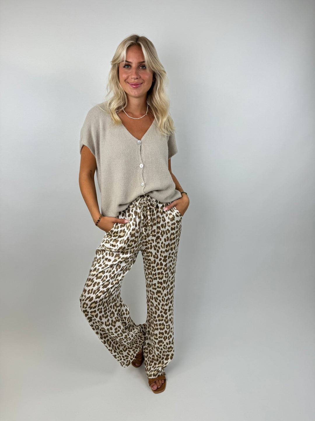 Lockere Hose mit Leoprint Lion (002)