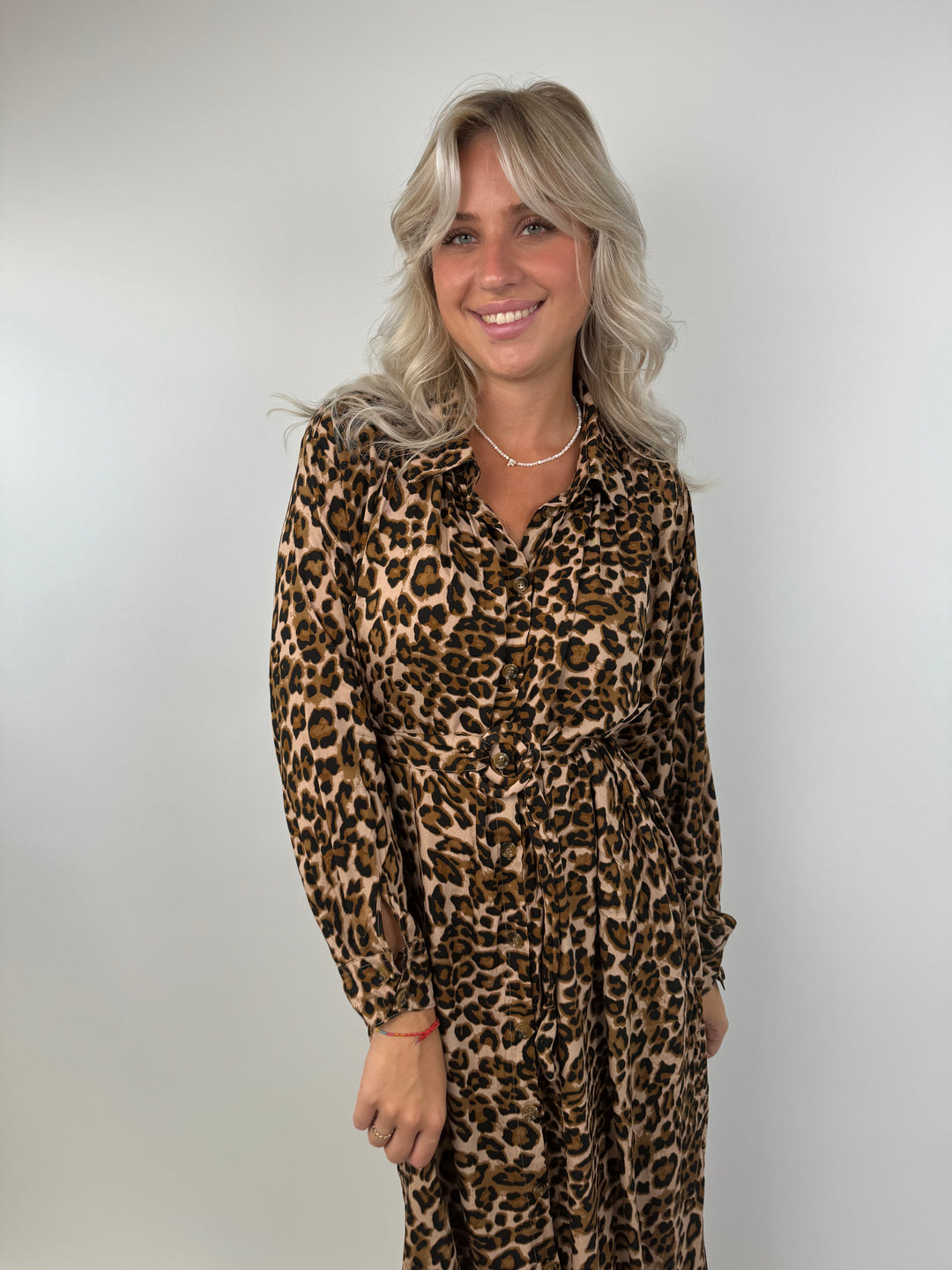 Langes Kleid mit Leoprint Wild