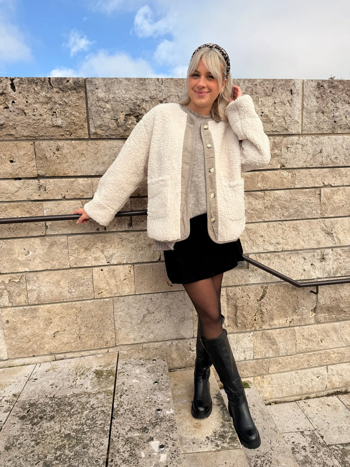 Teddyjacke mit Corddetails