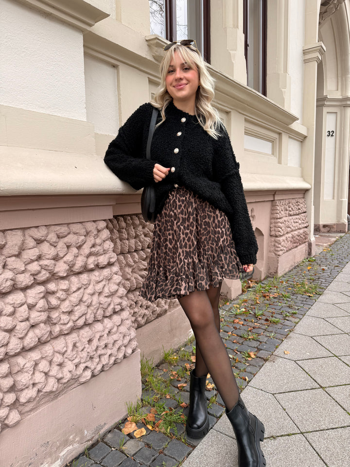 Kurzer Oversize Cardigan mit goldenen Manschettenknöpfen Claire (Teddystoff)