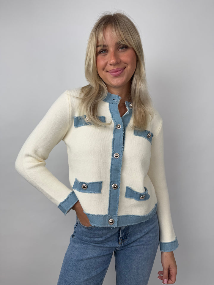 Strickblazer mit Jeansdetails