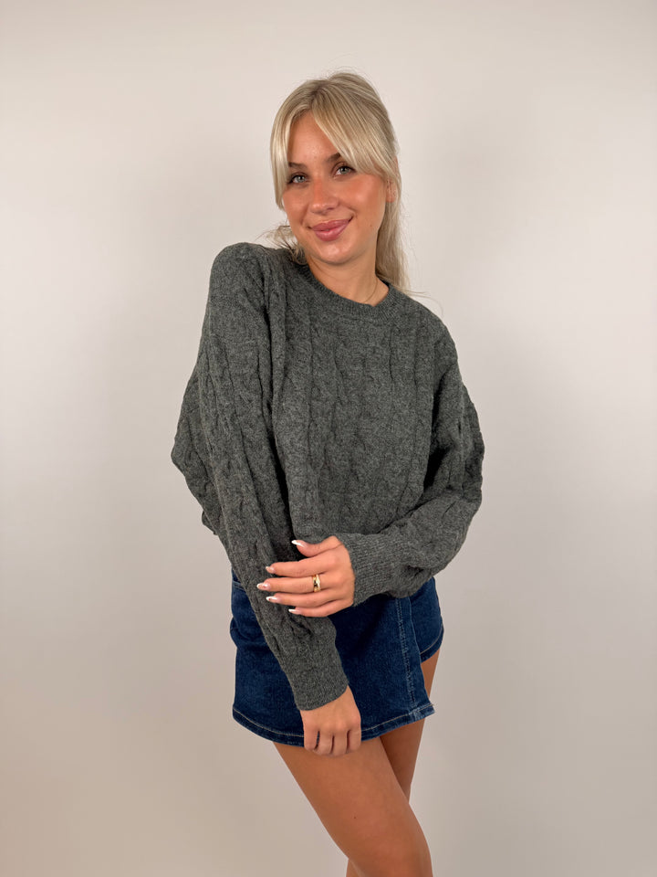 Cropped Strickpullover mit Zopfmuster Linda