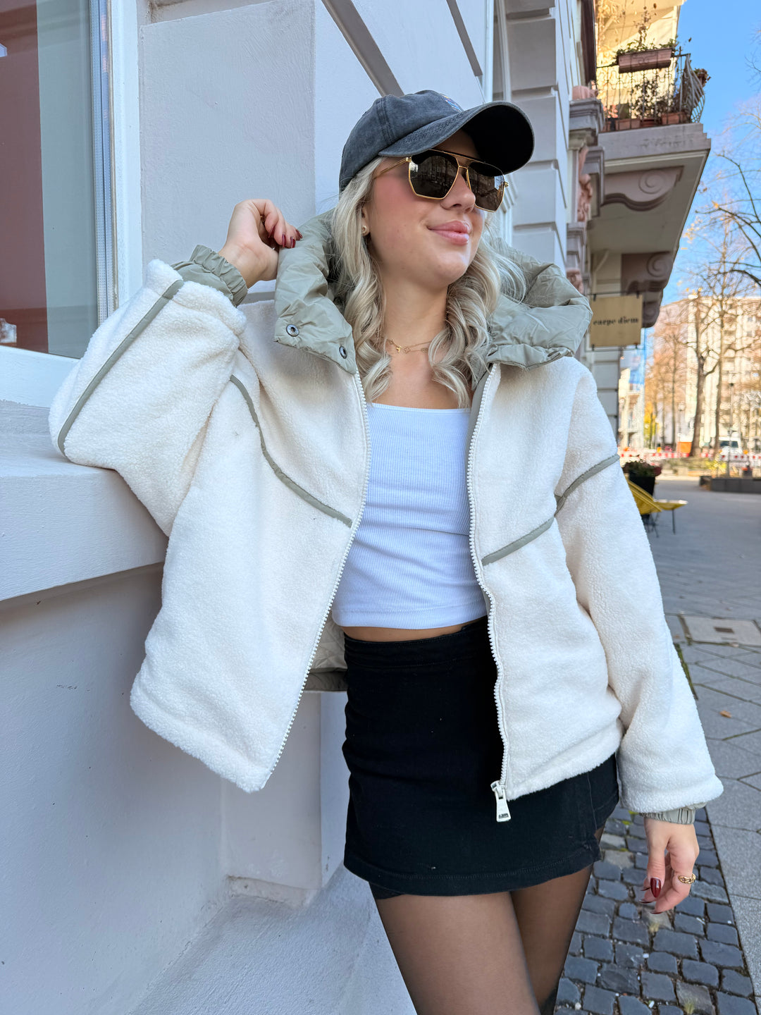 Teddyjacke mit abnehmbarer Kapuze