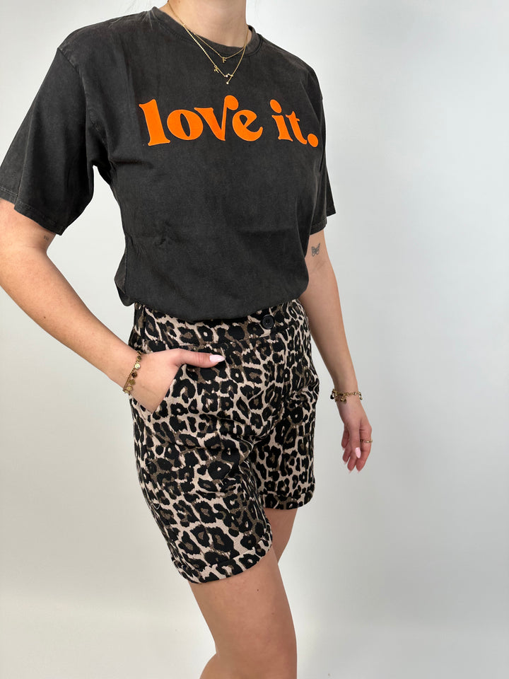 Shorts mit Leoprint Wild Walk