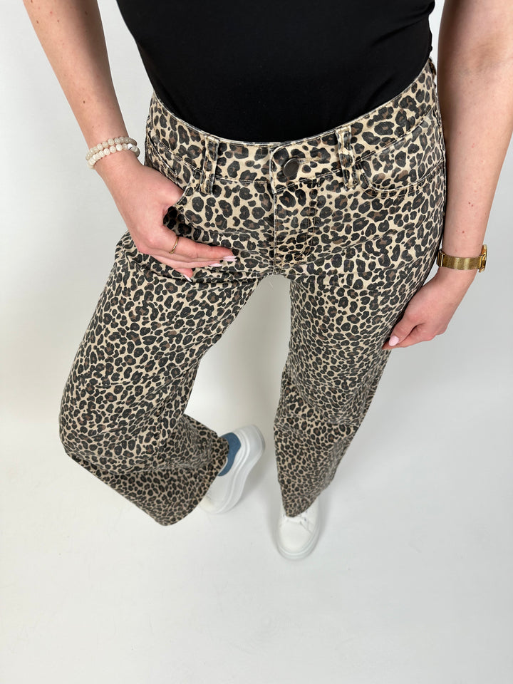 Straight Fit Jeans mit Leoprint (LW-611)