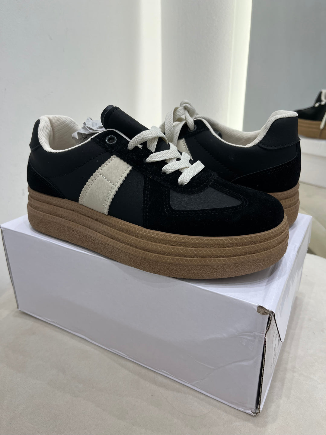 PLATEAU SNEAKER AMBER SCHWARZ GR. 37 (EINZELTEIL)