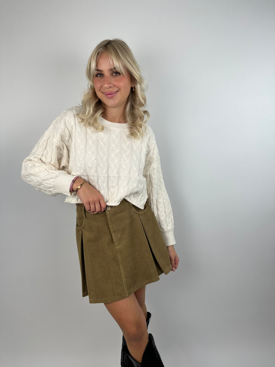 Cropped Strickpullover mit Zopfmuster Linda