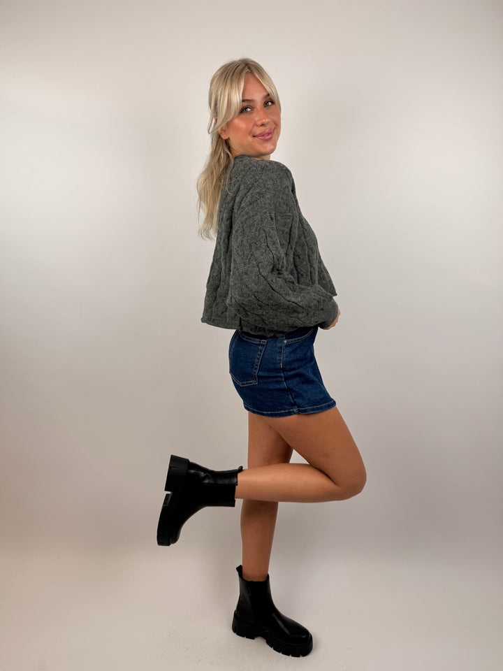 Cropped Strickpullover mit Zopfmuster Linda