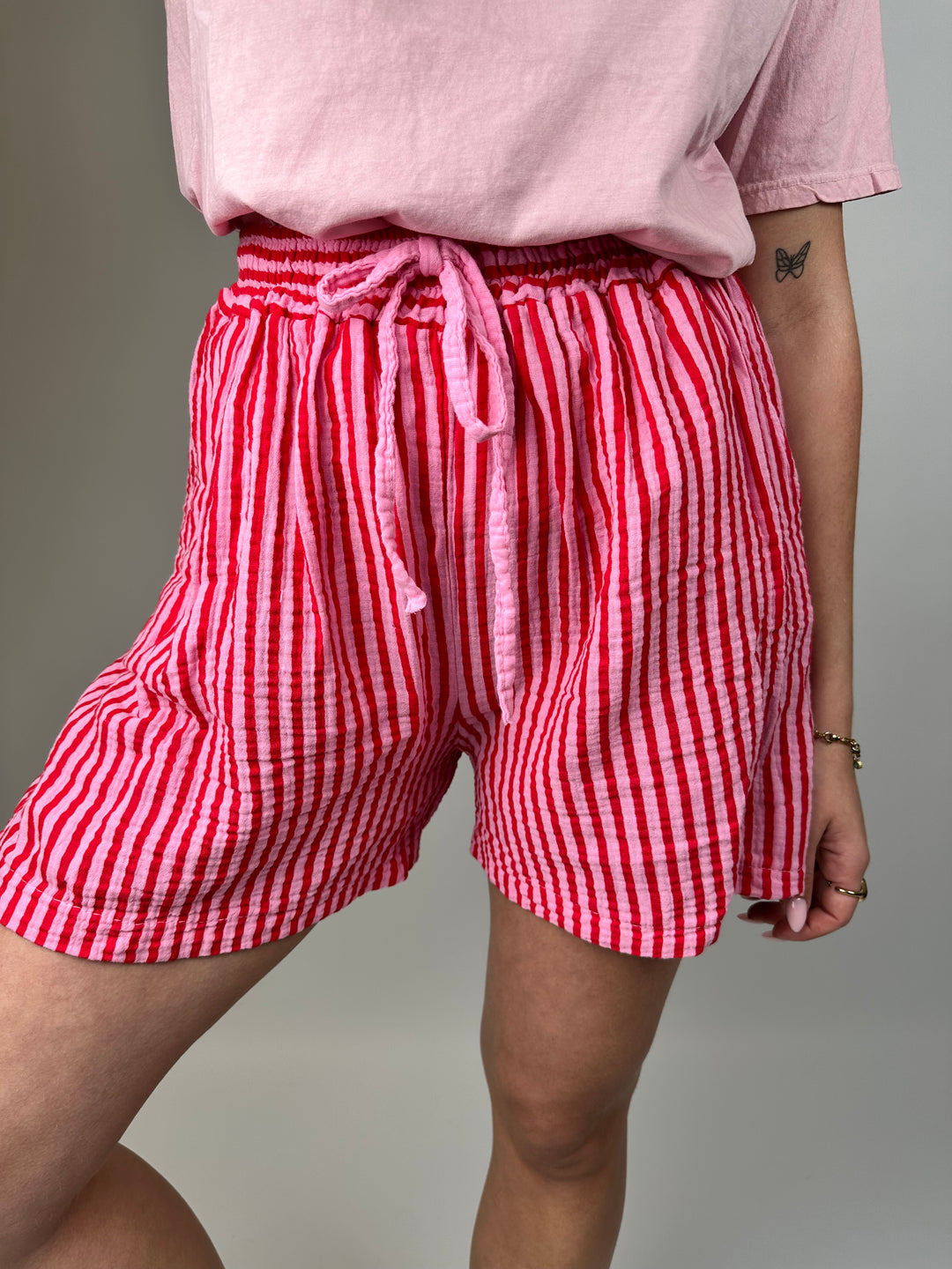 Gestreifte Musselinshorts Wide Stripes