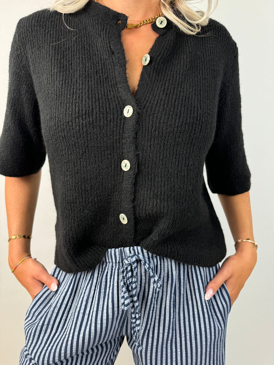 Kurzarm Cardigan Jolina