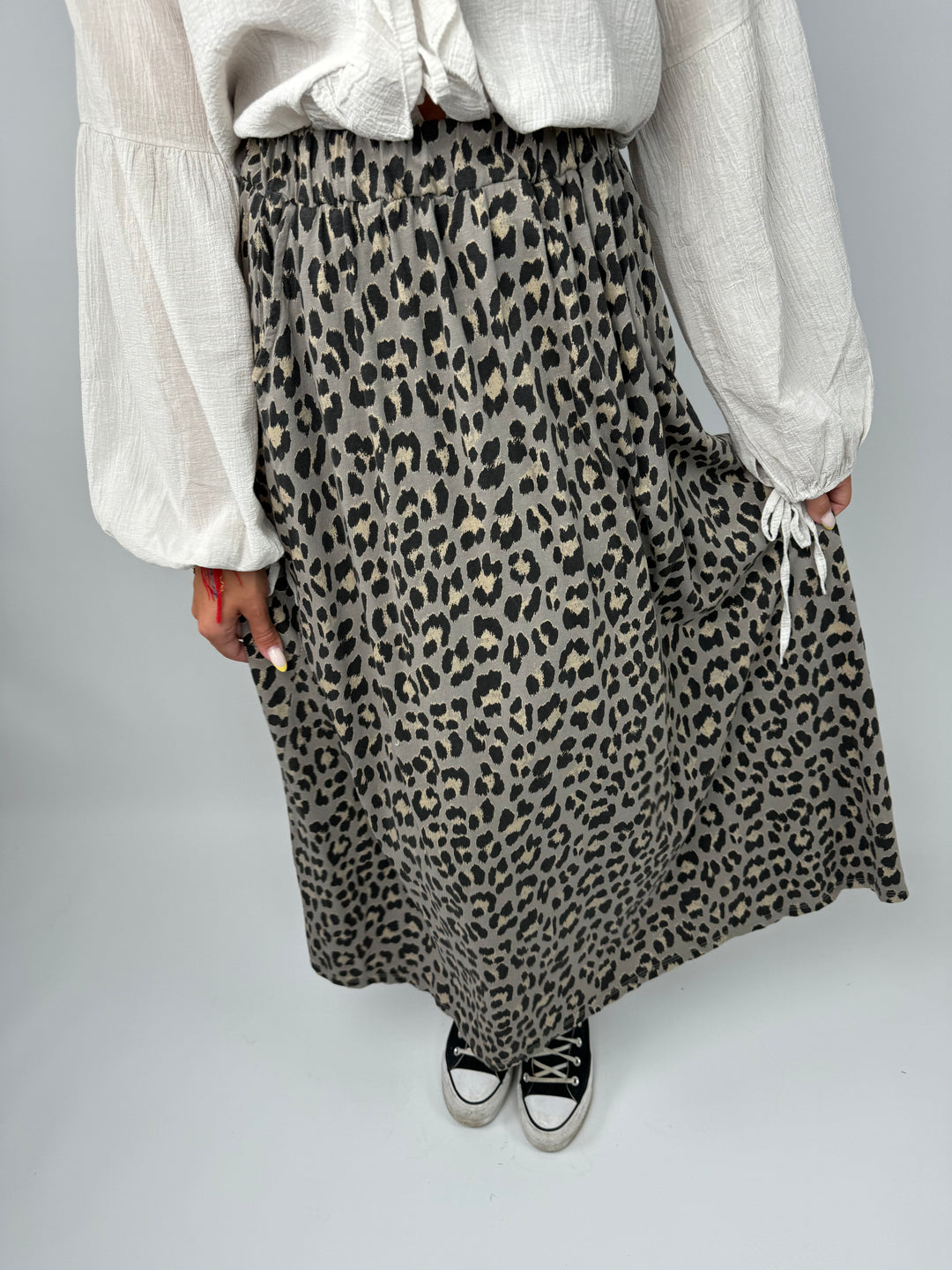 Maxi Sweatrock mit Leoprint