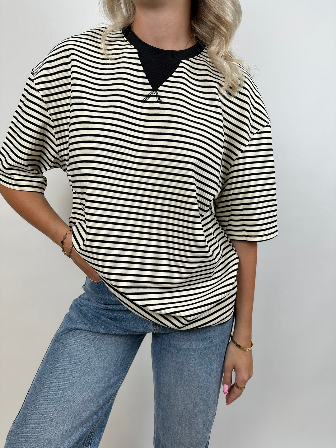 Casual Sweater mit kurzen Ärmeln Small Lines