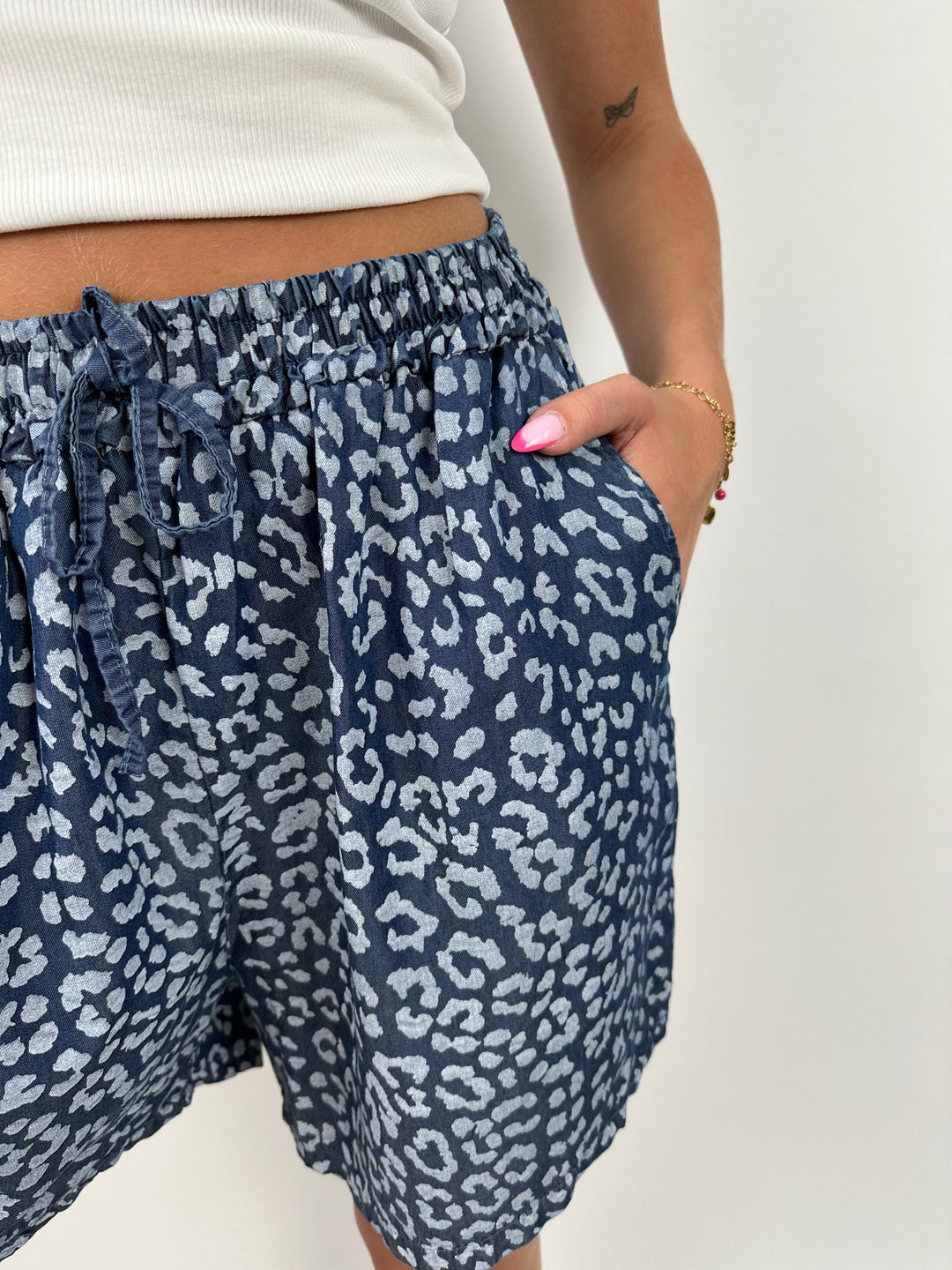 Shorts mit Leoprint Denim Summer