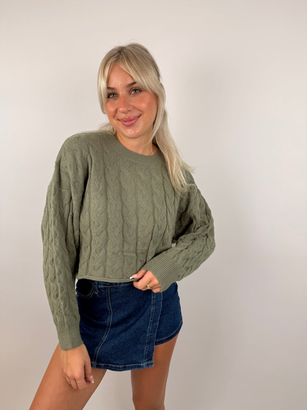 Cropped Strickpullover mit Zopfmuster Linda