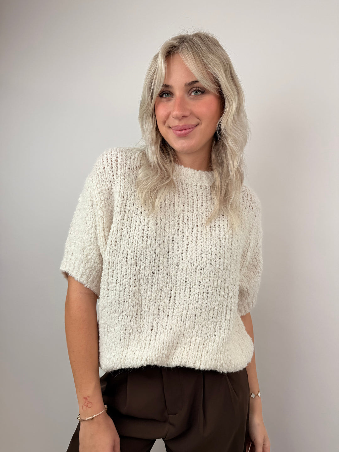 Kurzarmpullover Fluffy Boucle