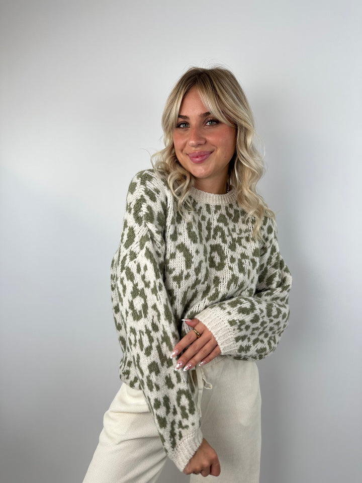 Oversize Pullover mit Leoprint