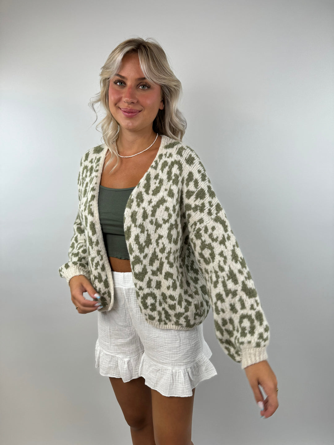 Offener Cardigan mit Leoprint