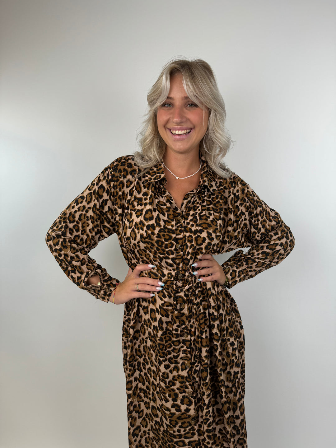 Langes Kleid mit Leoprint Wild