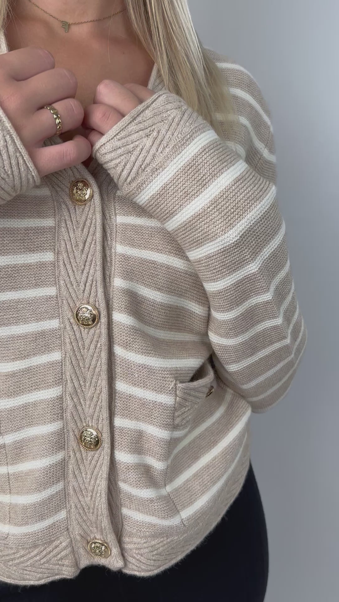 Gestreifter Cardigan Elegance