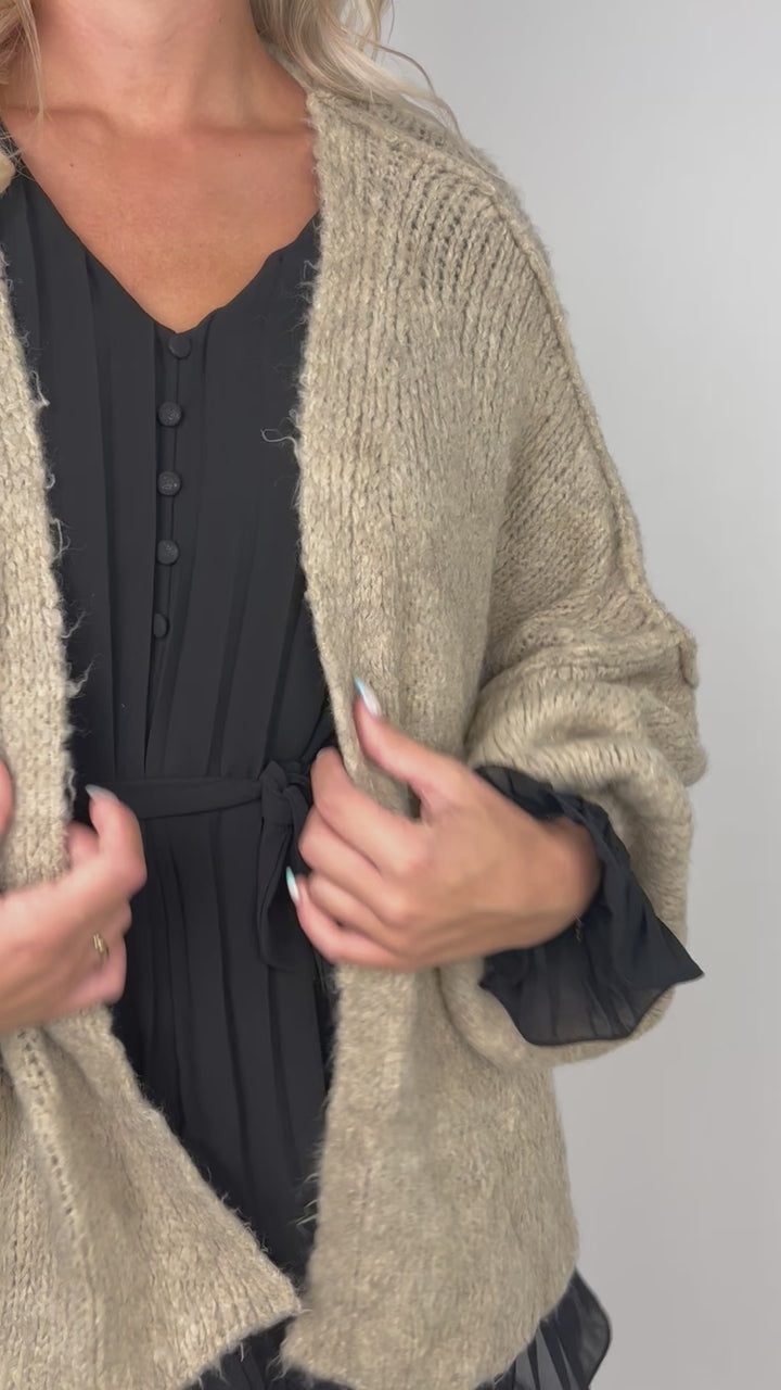 Kurzer Oversize Cardigan Super Cozy