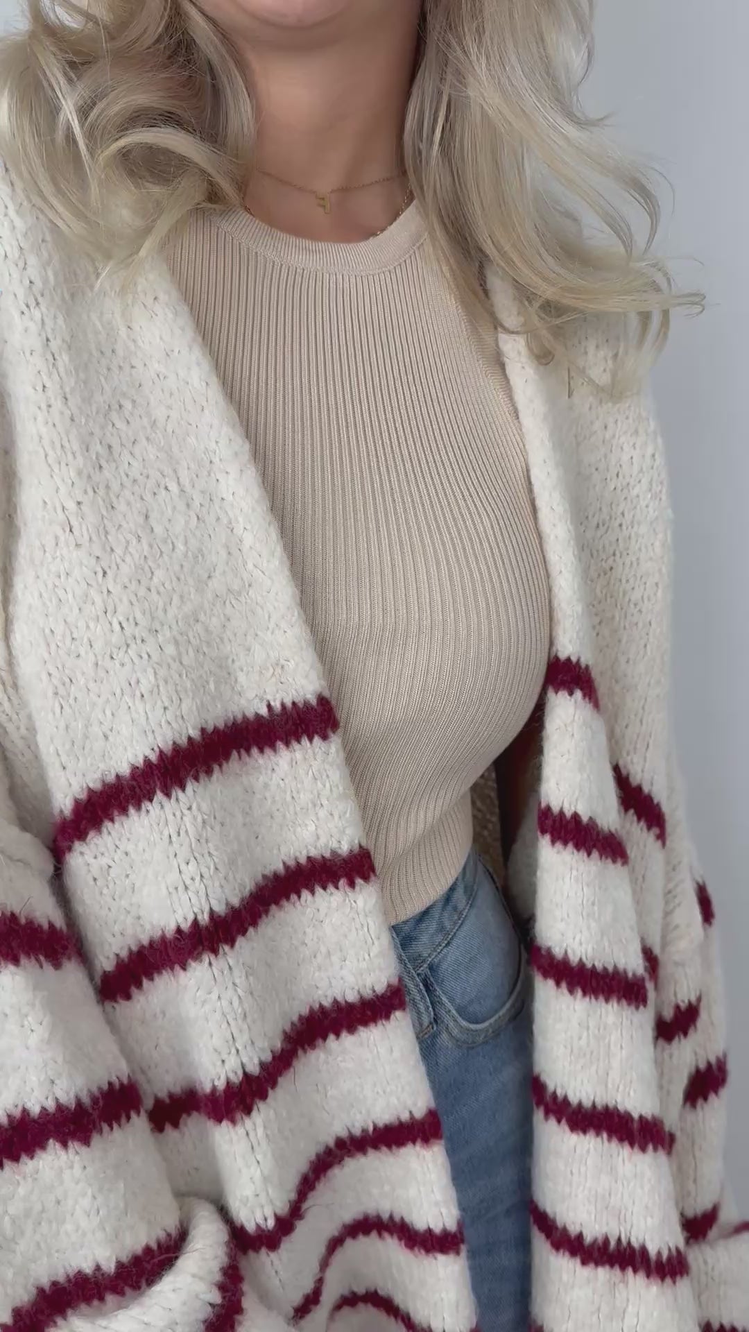 Oversize Strickcardigan Half Stripes